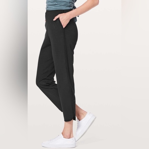 Lululemon | Every Moment Pant 26" Modal French Terry Sz 4 Travel Athleisure - Picture 2 of 13